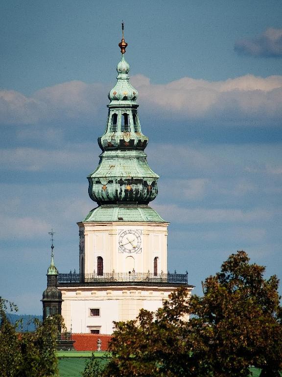 Penzion Maly Val Kroměříž エクステリア 写真